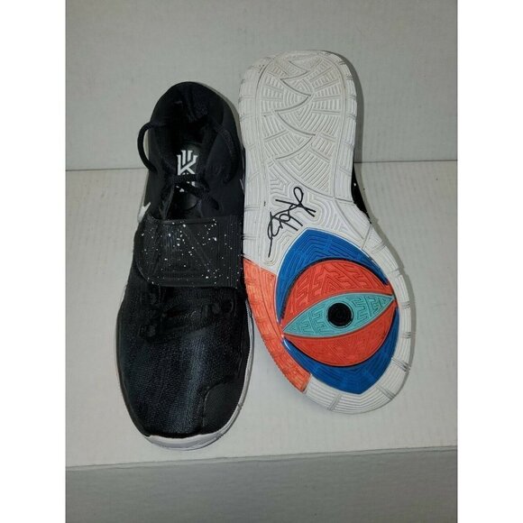 Nike Kyrie 6 Jet Black Basketball Shoes Youth Boys 7Y Black White BQ5599-001 - Picture 3 of 4